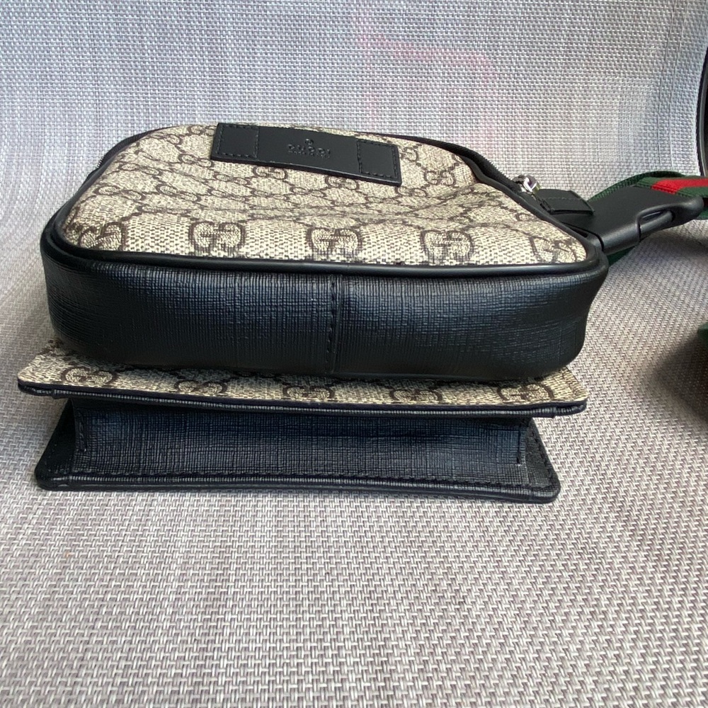Gucci Black and Cream Belt Bag with Red and Green Strap - Picture 6 of 14